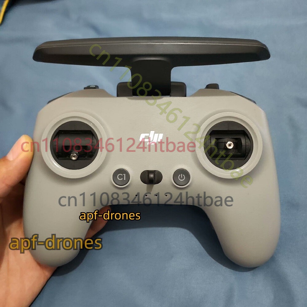 Utilisé, pour la télécommande  - Drone Kit Professional avis et prix